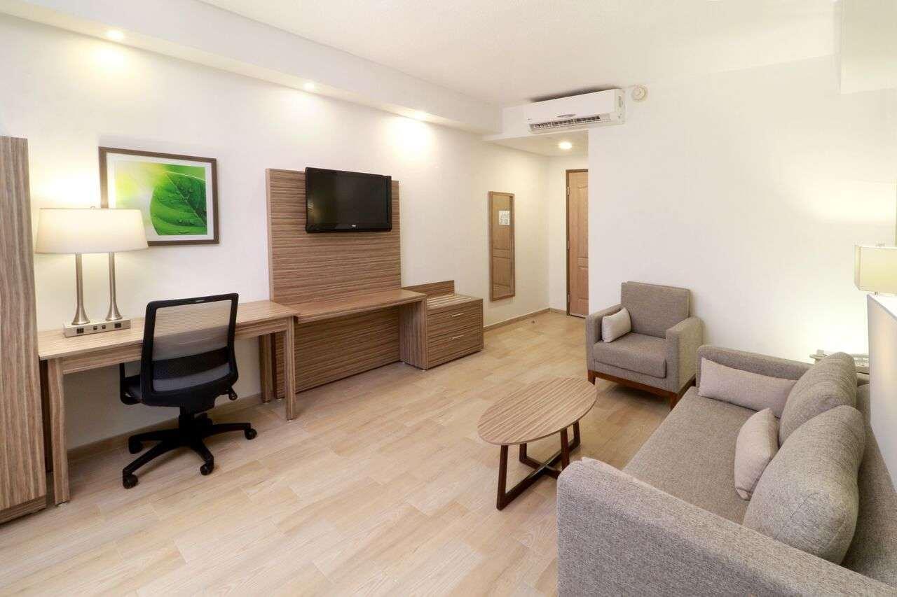 Wyndham Garden Monterrey Valle Real Exteriör bild