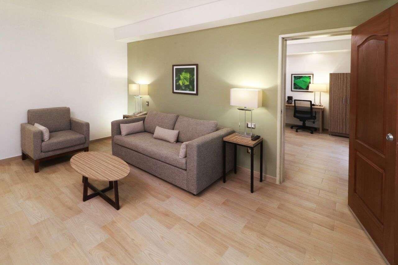 Wyndham Garden Monterrey Valle Real Exteriör bild
