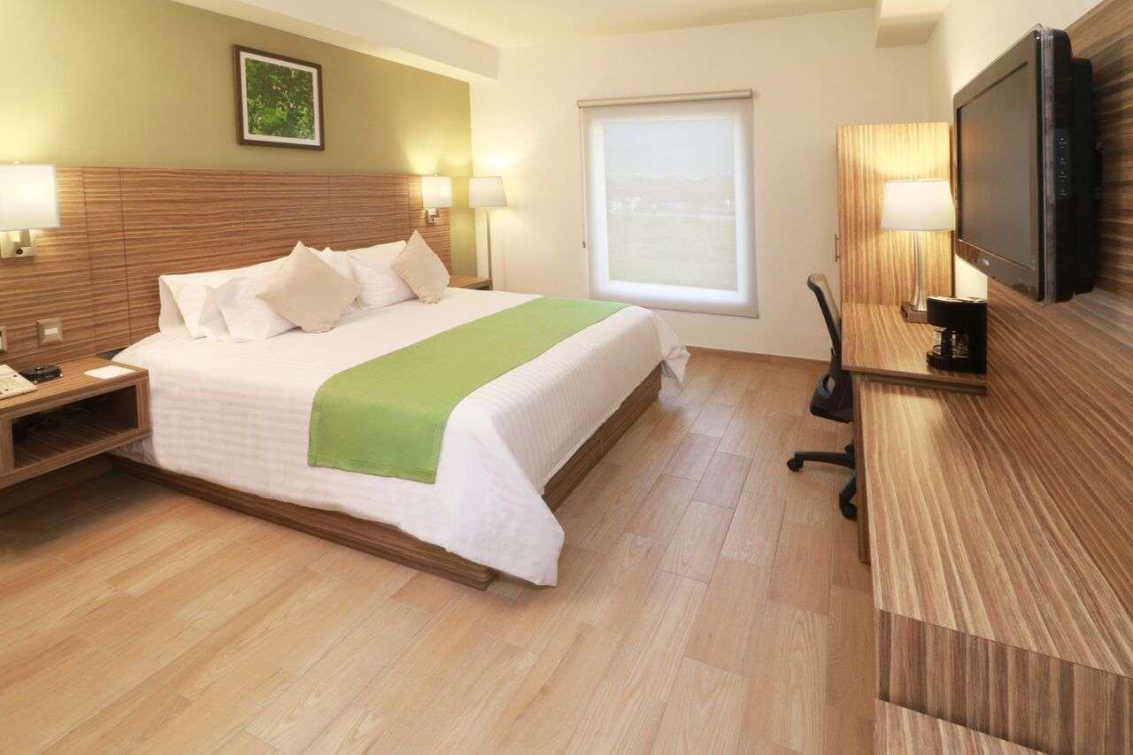 Wyndham Garden Monterrey Valle Real Exteriör bild