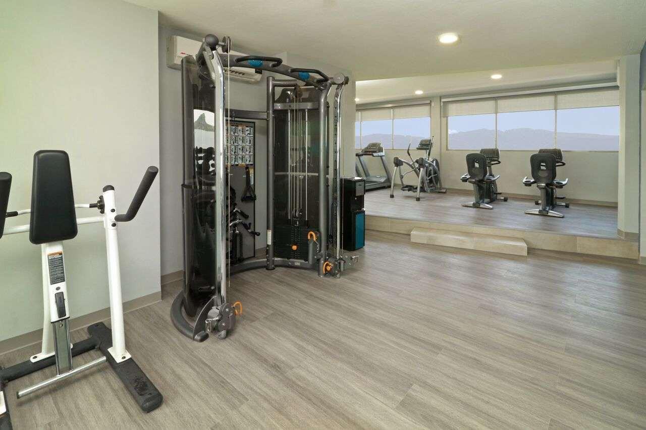 Wyndham Garden Monterrey Valle Real Exteriör bild